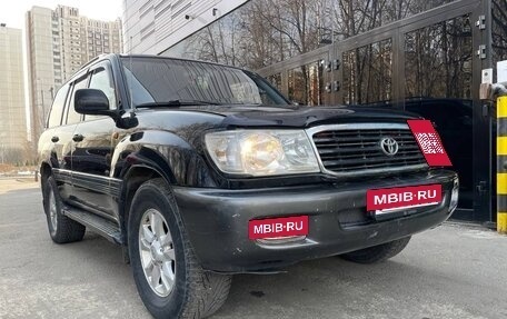 Toyota Land Cruiser 100 рестайлинг 2, 1998 год, 1 160 000 рублей, 17 фотография
