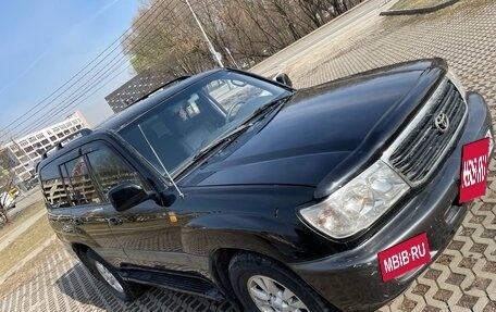 Toyota Land Cruiser 100 рестайлинг 2, 1998 год, 1 160 000 рублей, 28 фотография