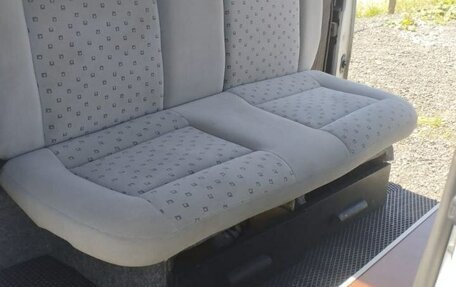 Mazda Bongo IV, 2001 год, 800 000 рублей, 11 фотография