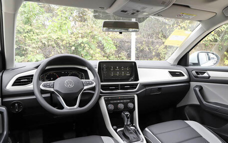 Volkswagen T-Roc I, 2026 год, 2 750 000 рублей, 12 фотография