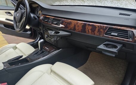 BMW 3 серия, 2007 год, 1 100 000 рублей, 16 фотография