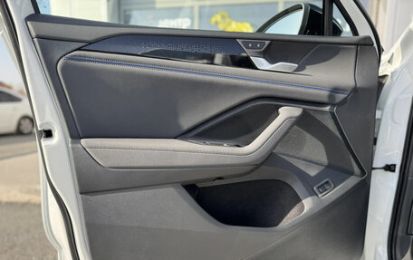 Volkswagen Tiguan, 2026 год, 5 500 000 рублей, 10 фотография