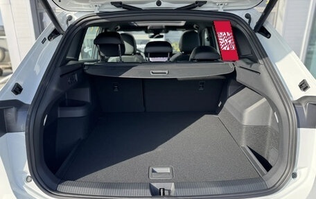 Volkswagen Tiguan, 2026 год, 5 500 000 рублей, 12 фотография