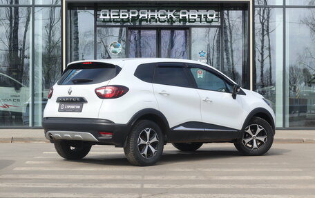 Renault Kaptur I рестайлинг, 2021 год, 1 595 000 рублей, 3 фотография