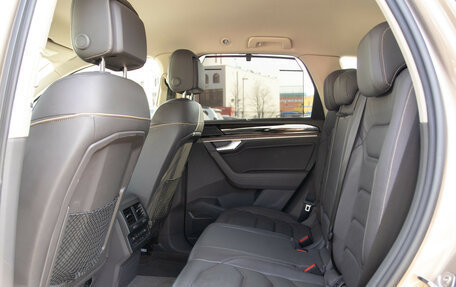 Volkswagen Touareg III, 2018 год, 4 898 000 рублей, 8 фотография