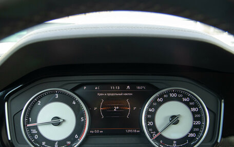Volkswagen Touareg III, 2018 год, 4 898 000 рублей, 9 фотография
