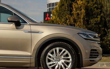 Volkswagen Touareg III, 2018 год, 4 898 000 рублей, 30 фотография