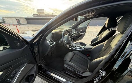 BMW 3 серия, 2022 год, 3 900 000 рублей, 9 фотография