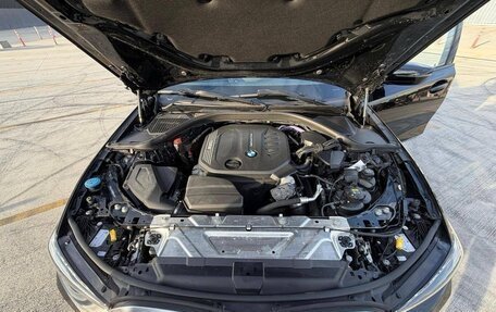 BMW 3 серия, 2022 год, 3 900 000 рублей, 10 фотография