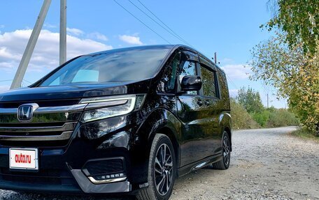 Honda Stepwgn IV, 2019 год, 2 350 000 рублей, 35 фотография