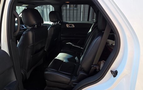 Ford Explorer VI, 2012 год, 1 600 000 рублей, 9 фотография