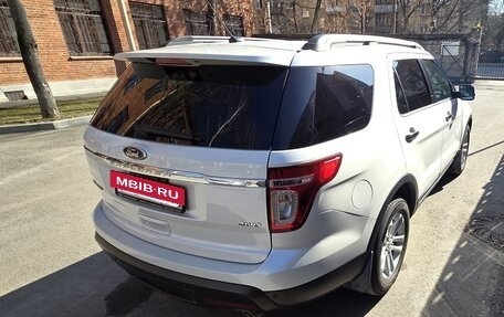 Ford Explorer VI, 2012 год, 1 600 000 рублей, 4 фотография