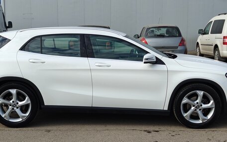 Mercedes-Benz GLA, 2019 год, 2 350 000 рублей, 9 фотография