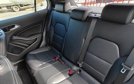 Mercedes-Benz GLA, 2019 год, 2 350 000 рублей, 15 фотография