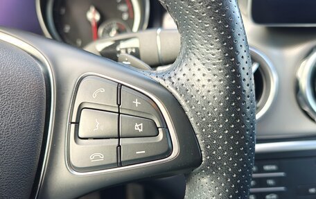 Mercedes-Benz GLA, 2019 год, 2 350 000 рублей, 19 фотография