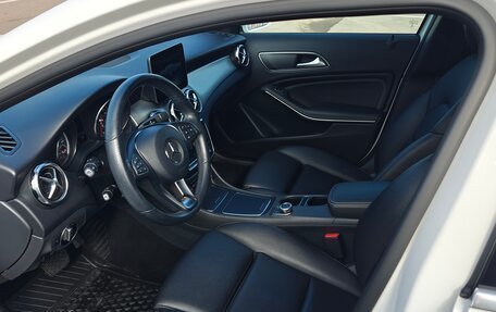 Mercedes-Benz GLA, 2019 год, 2 350 000 рублей, 18 фотография