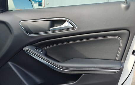 Mercedes-Benz GLA, 2019 год, 2 350 000 рублей, 27 фотография