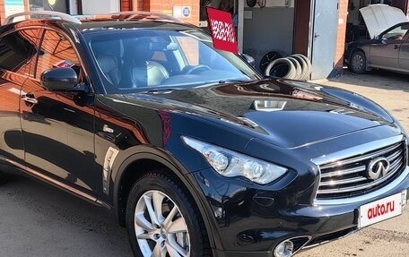 Infiniti FX II, 2012 год, 2 200 000 рублей, 3 фотография