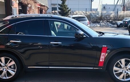 Infiniti FX II, 2012 год, 2 200 000 рублей, 4 фотография