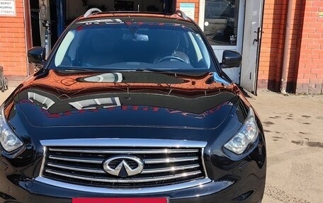 Infiniti FX II, 2012 год, 2 200 000 рублей, 2 фотография