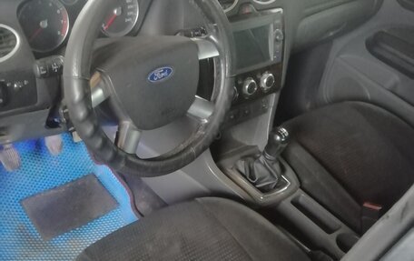 Ford Focus II рестайлинг, 2006 год, 250 000 рублей, 32 фотография