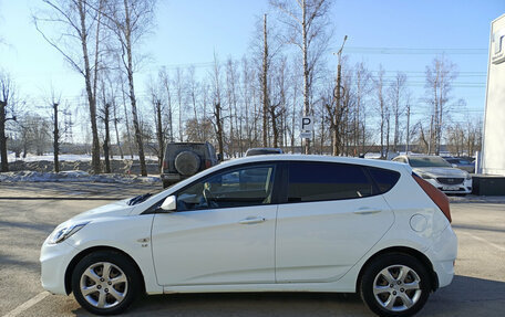 Hyundai Solaris II рестайлинг, 2013 год, 680 000 рублей, 10 фотография
