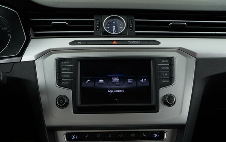 Volkswagen Passat B8 рестайлинг, 2016 год, 1 603 444 рублей, 21 фотография