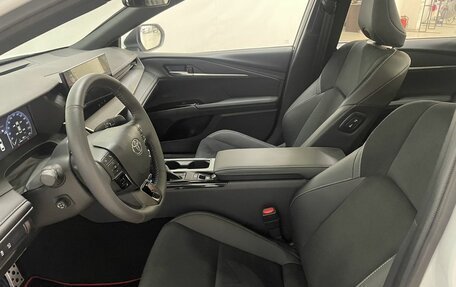 Toyota Camry, 2025 год, 4 490 000 рублей, 13 фотография