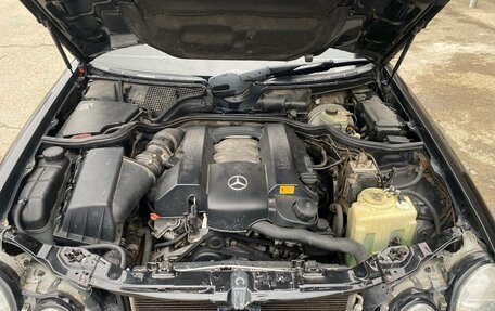 Mercedes-Benz E-Класс, 2000 год, 390 000 рублей, 18 фотография