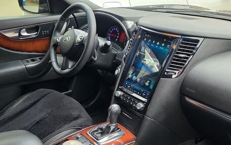 Infiniti FX II, 2010 год, 1 490 000 рублей, 7 фотография