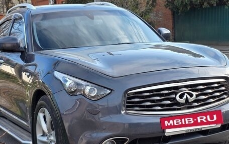 Infiniti FX II, 2010 год, 1 490 000 рублей, 10 фотография