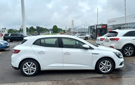 Renault Megane IV, 2020 год, 1 600 000 рублей, 10 фотография