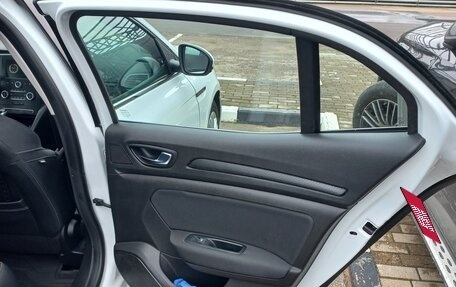 Renault Megane IV, 2020 год, 1 600 000 рублей, 13 фотография