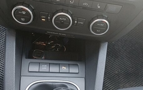 Volkswagen Jetta VI, 2013 год, 990 000 рублей, 11 фотография