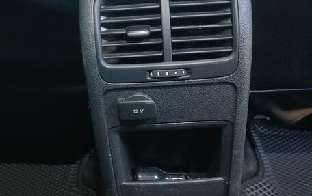 Volkswagen Jetta VI, 2013 год, 990 000 рублей, 22 фотография