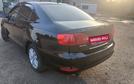 Volkswagen Jetta VI, 2013 год, 990 000 рублей, 32 фотография