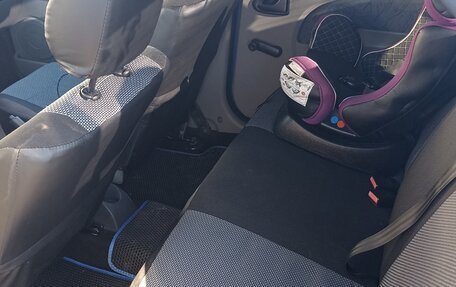 Renault Logan I, 2006 год, 300 000 рублей, 18 фотография