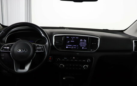 KIA Sportage IV рестайлинг, 2021 год, 2 799 990 рублей, 13 фотография