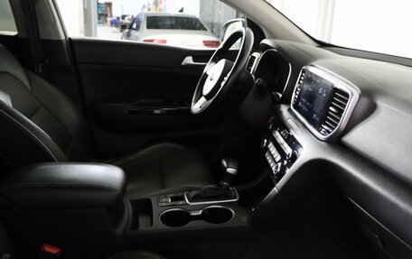 KIA Sportage IV рестайлинг, 2021 год, 2 799 990 рублей, 14 фотография