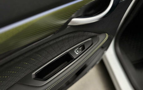 Geely Tugella FY11, 2023 год, 2 700 000 рублей, 21 фотография