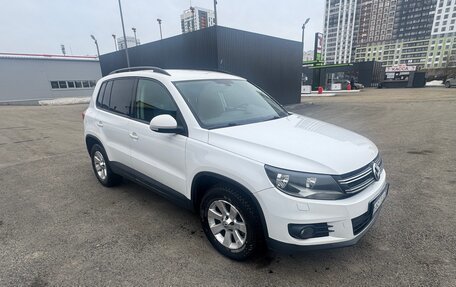 Volkswagen Tiguan I, 2012 год, 950 000 рублей, 2 фотография