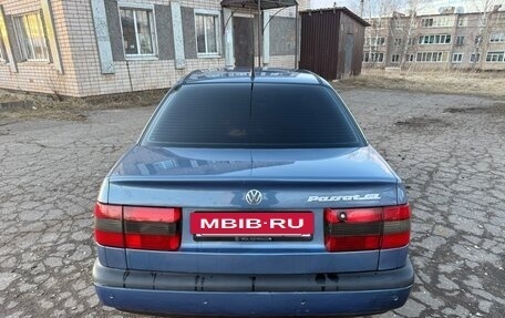 Volkswagen Passat B4, 1994 год, 299 000 рублей, 6 фотография