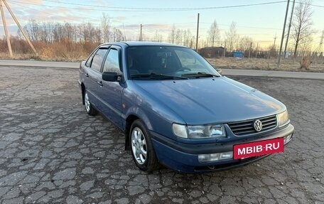 Volkswagen Passat B4, 1994 год, 299 000 рублей, 3 фотография