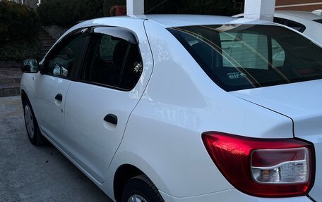 Renault Logan II, 2016 год, 880 000 рублей, 7 фотография