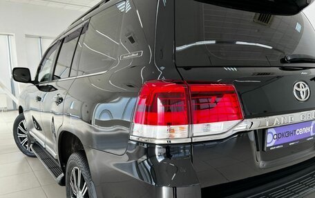 Toyota Land Cruiser 200, 2015 год, 4 990 000 рублей, 10 фотография