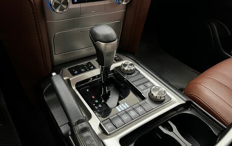 Toyota Land Cruiser 200, 2015 год, 4 990 000 рублей, 25 фотография