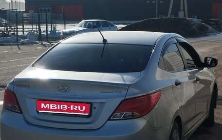 Hyundai Solaris II рестайлинг, 2015 год, 612 000 рублей, 4 фотография