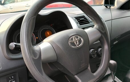 Toyota Corolla, 2011 год, 860 000 рублей, 4 фотография