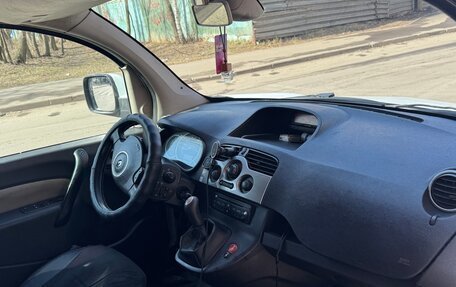 Renault Kangoo II рестайлинг, 2012 год, 650 000 рублей, 10 фотография