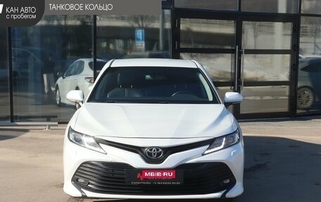 Toyota Camry, 2018 год, 2 100 000 рублей, 2 фотография